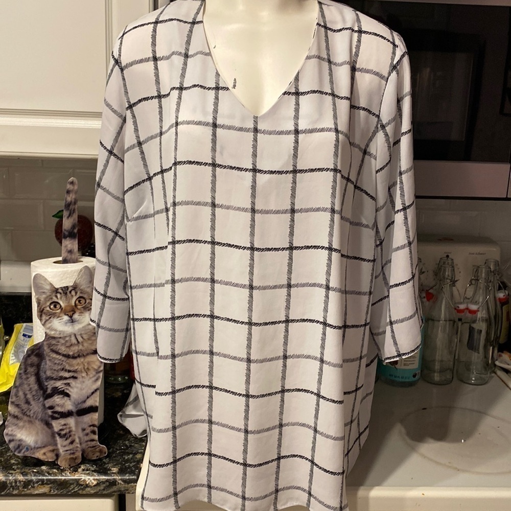 N womens  Cato nice top 1/2 sleeve plus size 18/20W